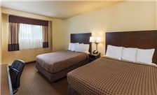 Key inn and Suites Tustin - Two Queen Beds