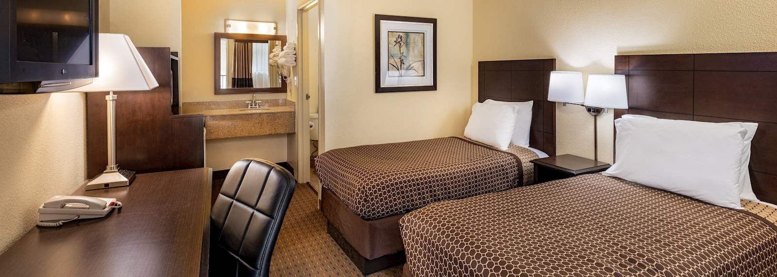 Key inn and suites Tustin - Two Twin Beds