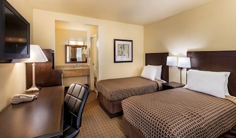 Key Inn and Suites, Tustin Two Twin Beds